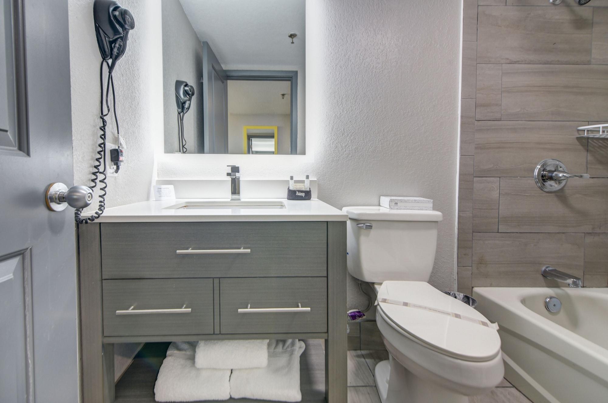 Emerald Coast Inn & Suites ฟอร์ตวัลตันบีช ภายนอก รูปภาพ