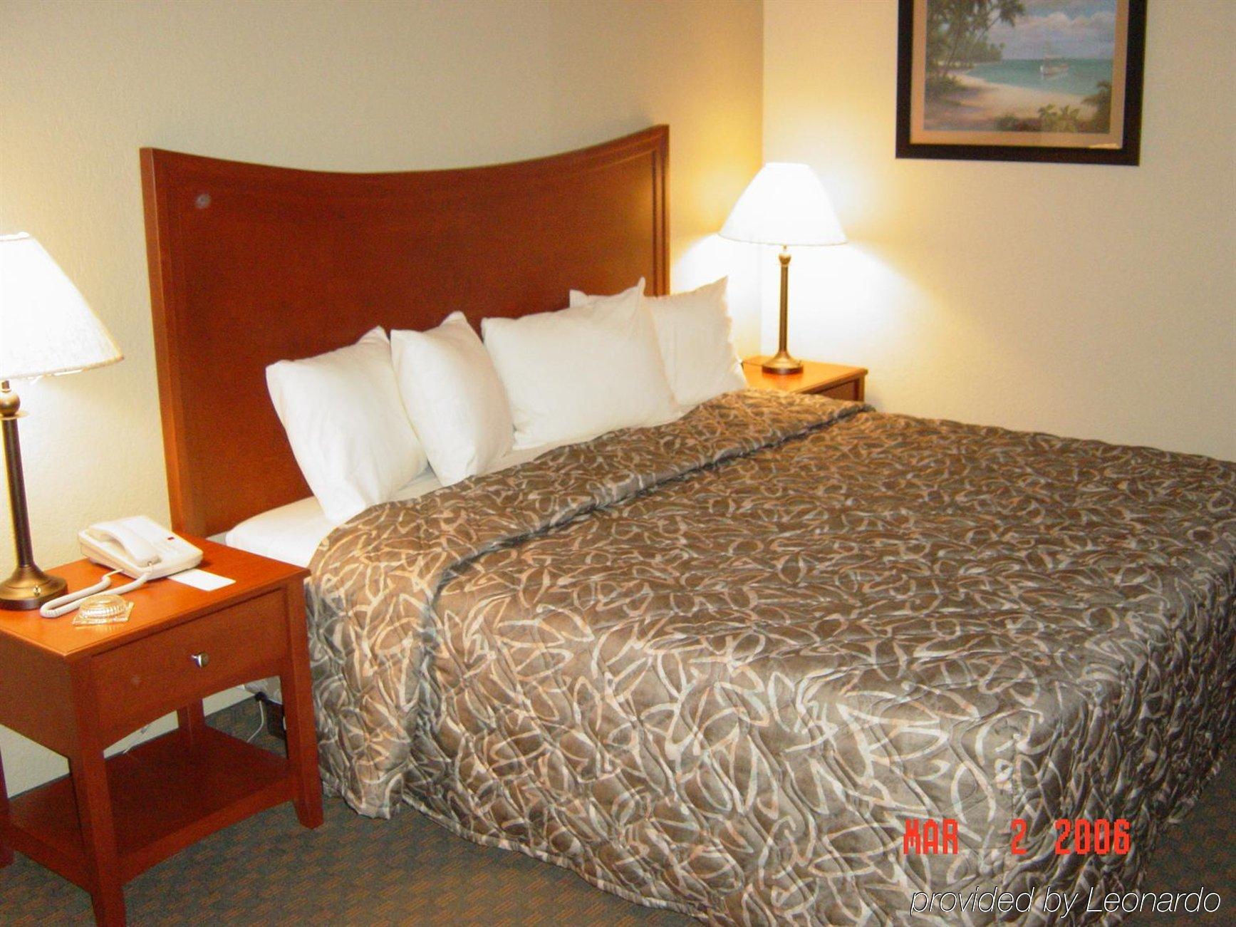 Emerald Coast Inn & Suites ฟอร์ตวัลตันบีช ห้อง รูปภาพ